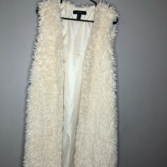 Cream Faux Fur Vest - Picture 1 of 2